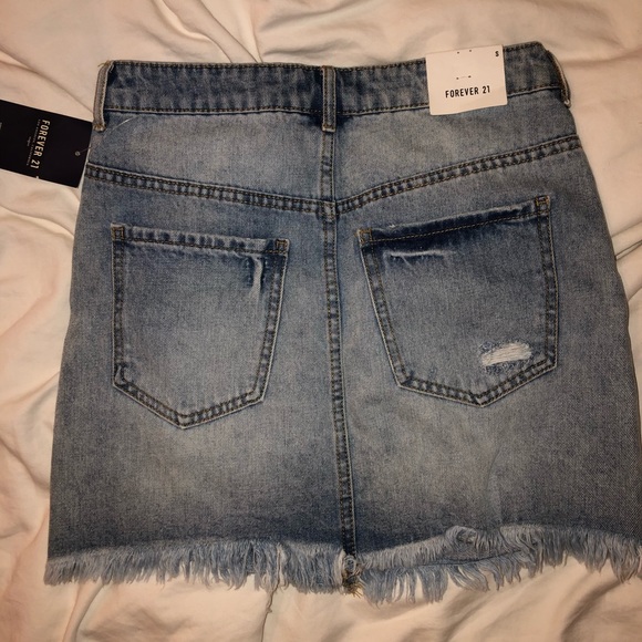 High wasted denim skirt - Picture 2 of 3